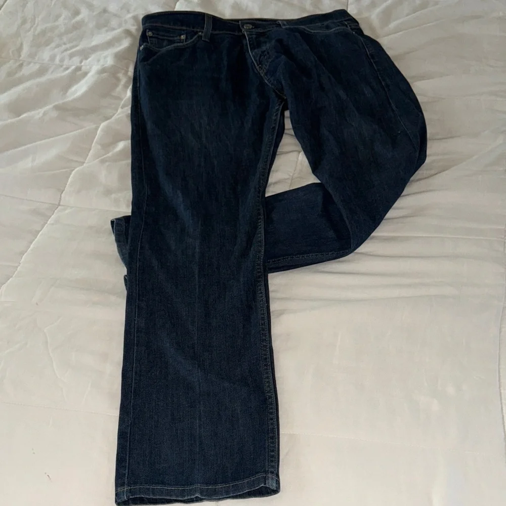 Levi’s 513 Men's Classic Dark-wash Straight Jeans size 30x30